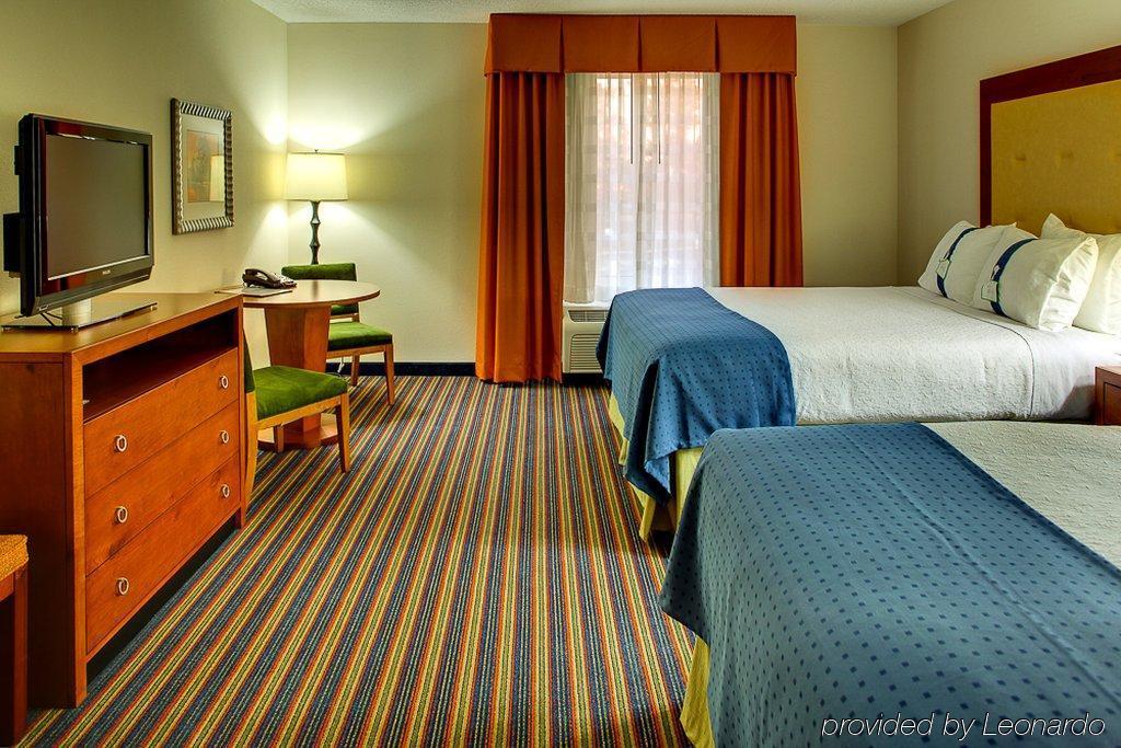 Delta Hotels By Marriott Colonial Heights Szoba fotó